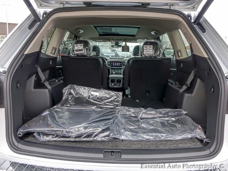 New 2019 Volkswagen Atlas SEL Premium 4Motion 4 Door Wagon in Joliet #