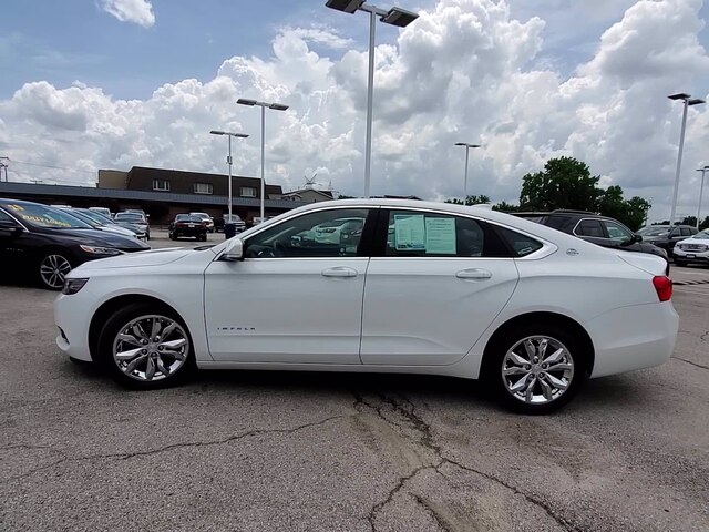 Pre-Owned 2017 Chevrolet Impala LT w/1LT Sedan White for Sale in Joliet ...